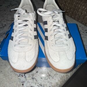 Adidas Women Cream and Black Sneakers